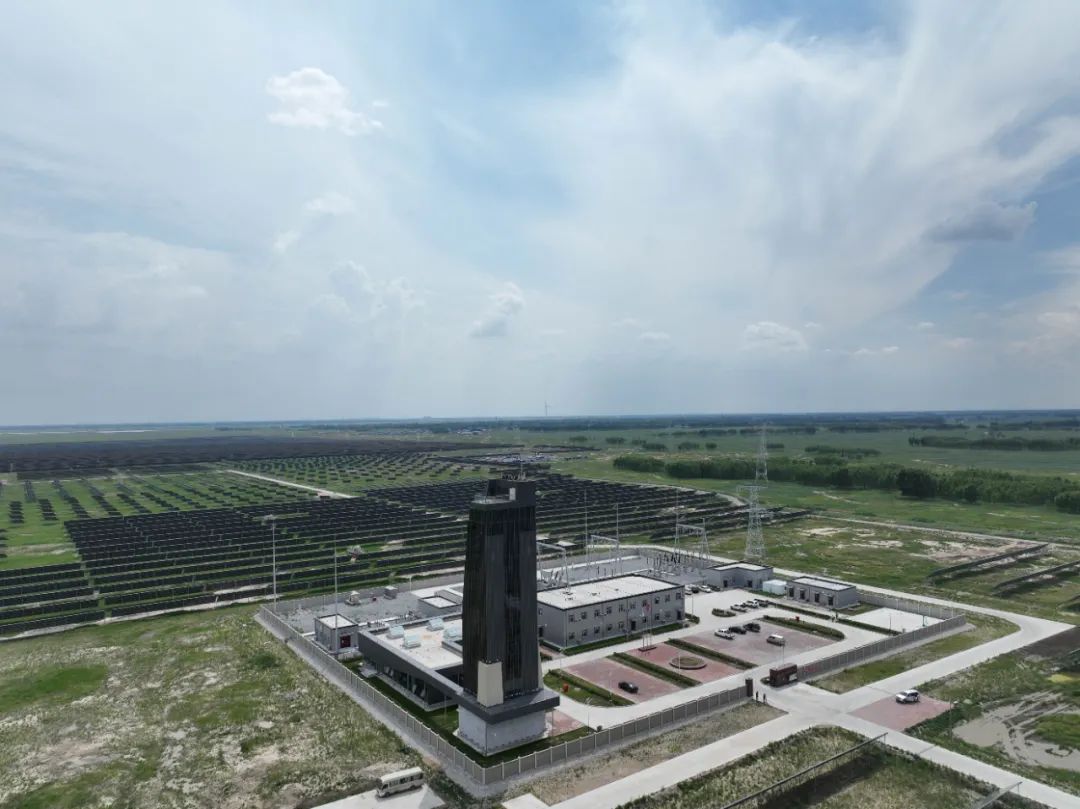 儲能資訊  全球首個(gè)光伏、儲能戶外實(shí)證實(shí)驗(yàn)平臺2022年度數(shù)據(jù)成果發(fā)布2.jpg